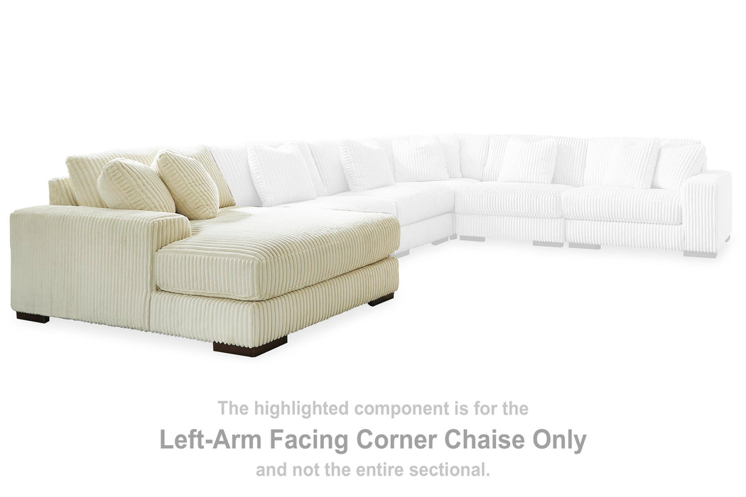 Lindyn Sectional with Chaise - US Furniture & Mattress (Waterbury,CT)*