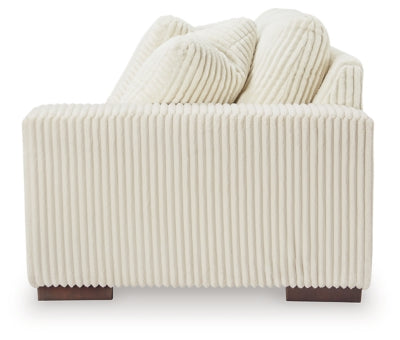 Lindyn Sectional with Chaise - US Furniture & Mattress (Waterbury,CT)*