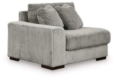 Lindyn Sectional with Chaise - US Furniture & Mattress (Waterbury,CT)*
