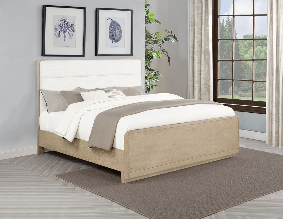 Ladera Panel Bed