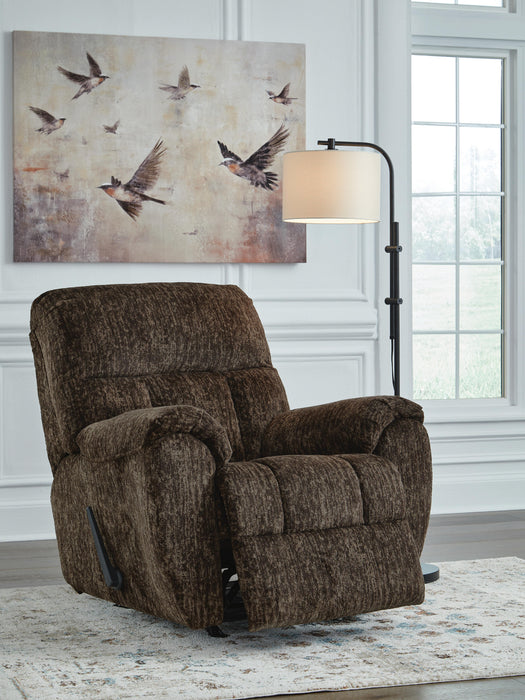 Stayfish Recliner - US Furniture & Mattress (Waterbury,CT)*
