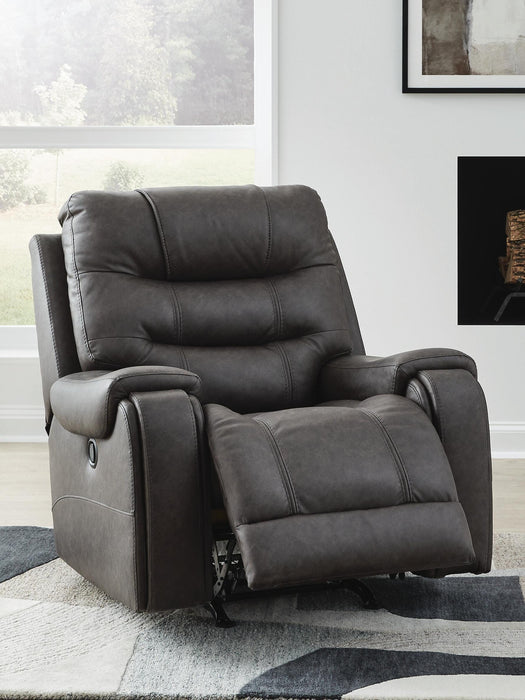 Femley Recliner - US Furniture & Mattress (Waterbury,CT)*