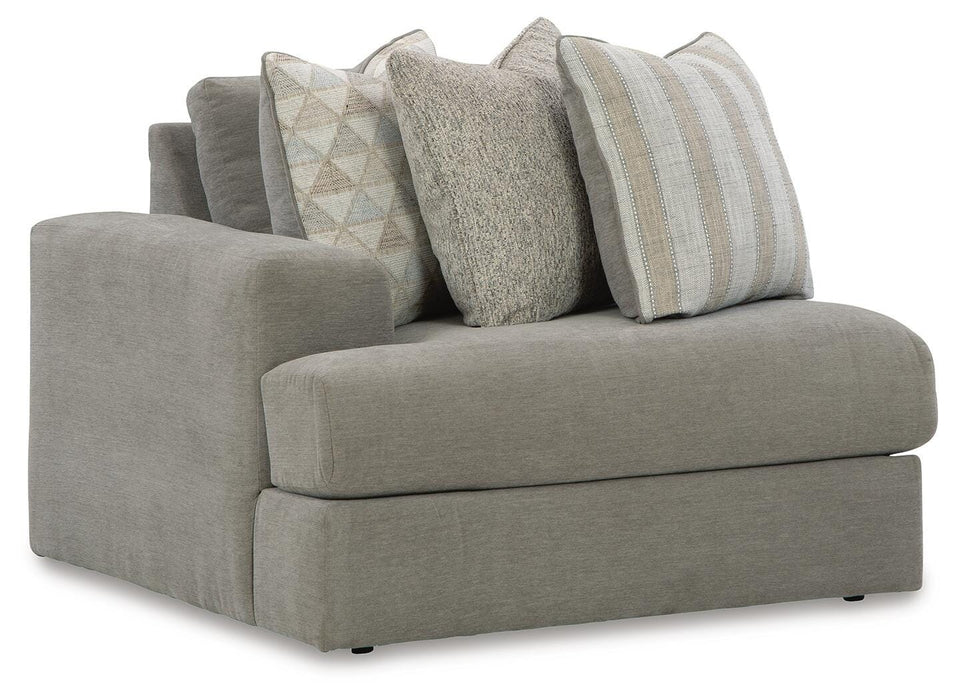 Avaliyah Sectional with Chaise - US Furniture & Mattress (Waterbury,CT)*