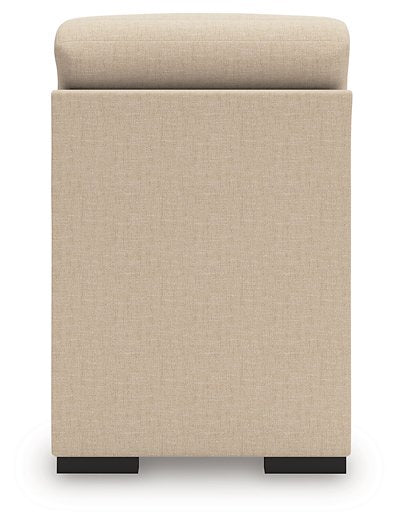 LadyMae Sectional with Chaise - US Furniture & Mattress (Waterbury,CT)*