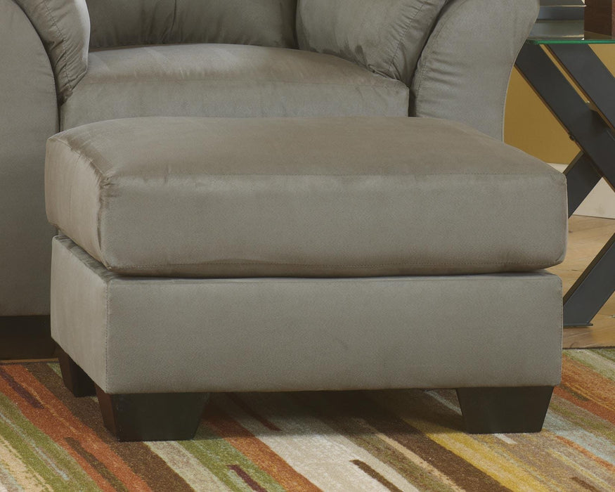 Darcy Ottoman - US Furniture & Mattress (Waterbury,CT)*
