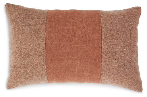 Dovinton Pillow - US Furniture & Mattress (Waterbury,CT)*