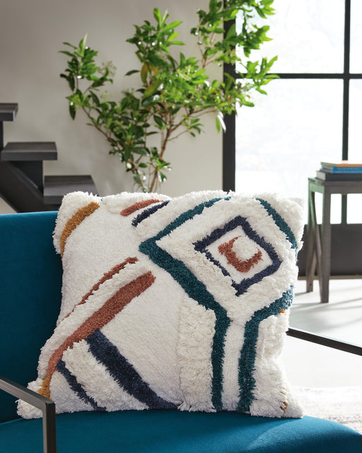 Evermore Pillow - US Furniture & Mattress (Waterbury,CT)*