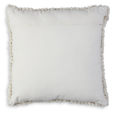 Aavie Pillow - US Furniture & Mattress (Waterbury,CT)*