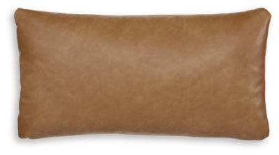 Danvale Pillow (Set of 4) - US Furniture & Mattress (Waterbury,CT)*