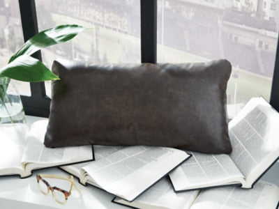 Danvale Pillow (Set of 4) - US Furniture & Mattress (Waterbury,CT)*