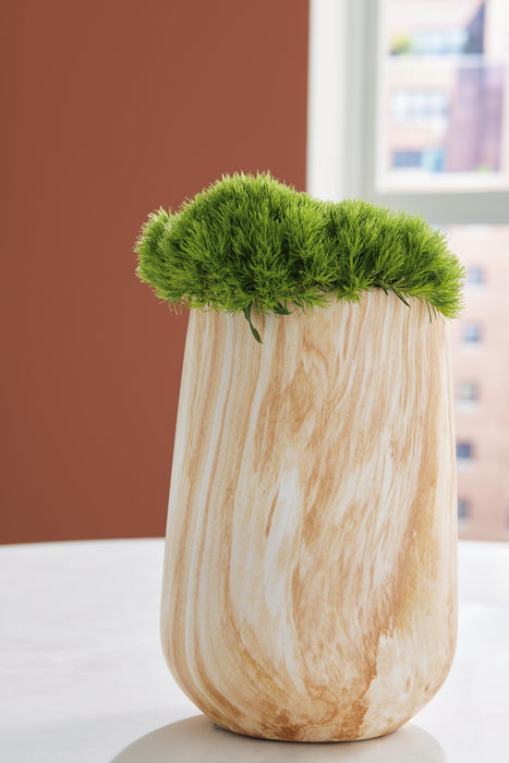 Cammen Vase - US Furniture & Mattress (Waterbury,CT)*