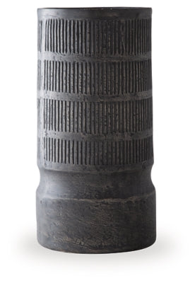 Beninworth Vase - US Furniture & Mattress (Waterbury,CT)*