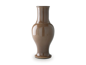 Tillmer Vase - US Furniture & Mattress (Waterbury,CT)*