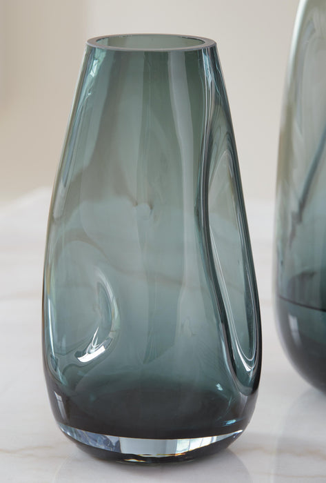 Beamund Vase (Set of 2) - US Furniture & Mattress (Waterbury,CT)*