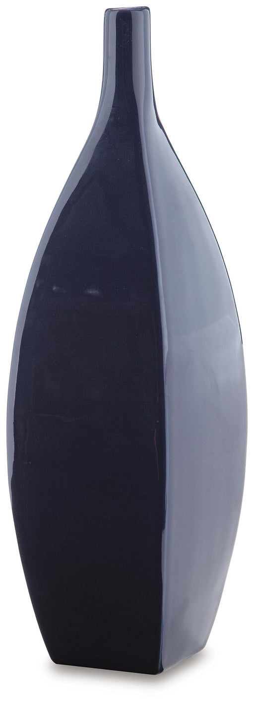 Abtinson Vase - US Furniture & Mattress (Waterbury,CT)*