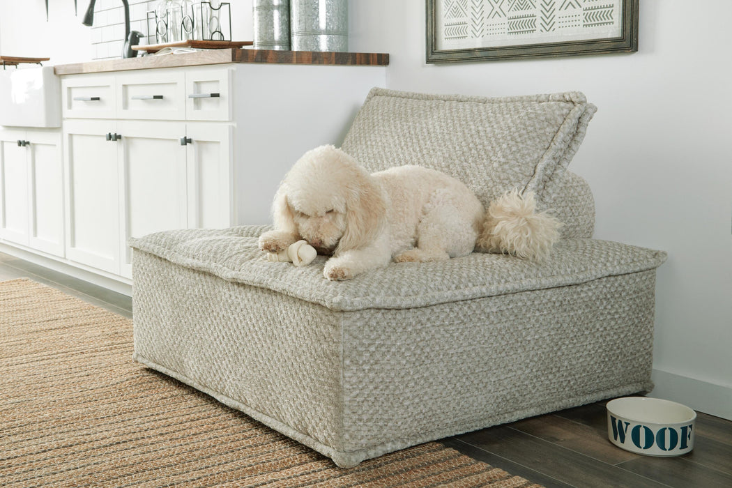 Bales Accent Chair - US Furniture & Mattress (Waterbury,CT)*