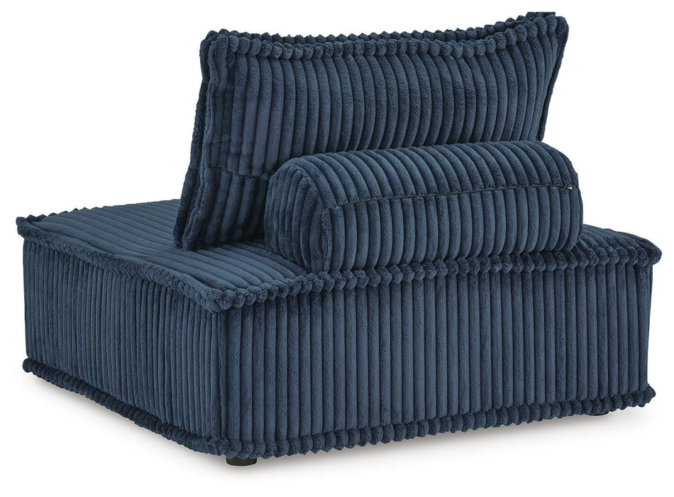 Bales Accent Chair - US Furniture & Mattress (Waterbury,CT)*