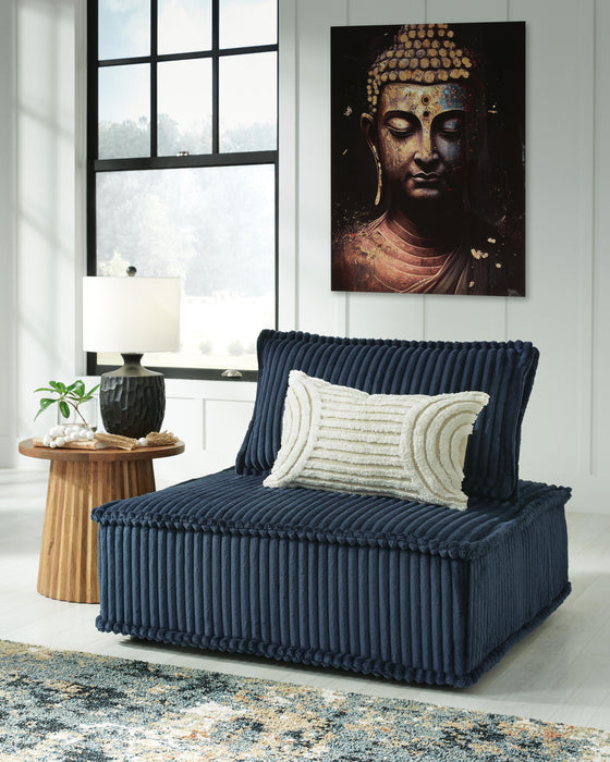 Bales Accent Chair - US Furniture & Mattress (Waterbury,CT)*