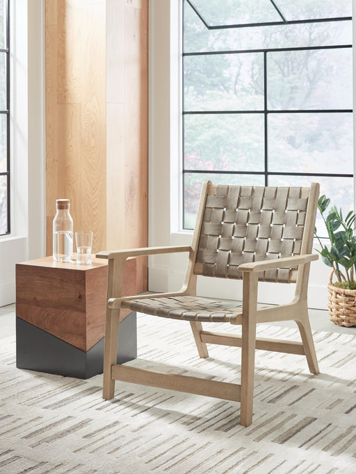 Jameset Accent Chair - US Furniture & Mattress (Waterbury,CT)*