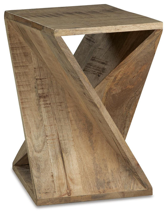 Zalemont Accent Table - US Furniture & Mattress (Waterbury,CT)*
