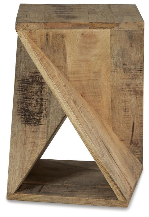 Zalemont Accent Table - US Furniture & Mattress (Waterbury,CT)*