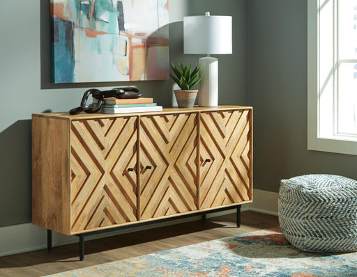 Cadewick Accent Cabinet - US Furniture & Mattress (Waterbury,CT)*