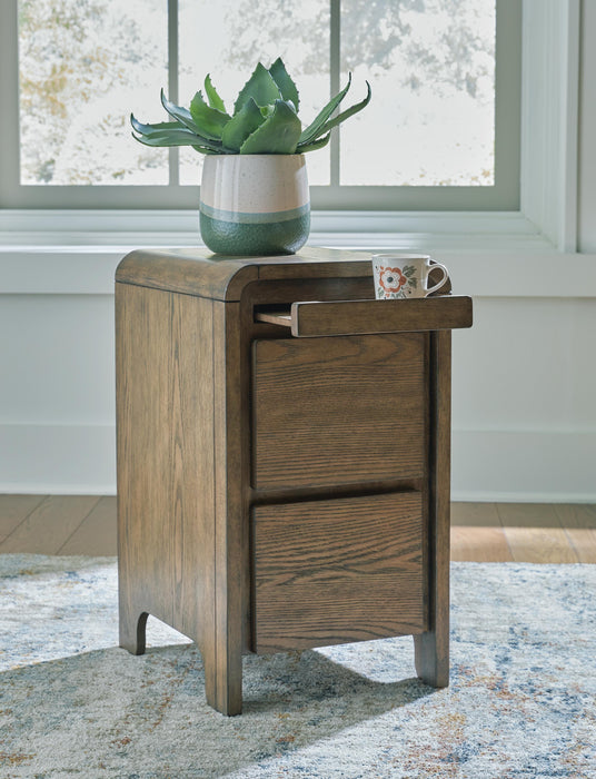 Jensworth Accent Table - US Furniture & Mattress (Waterbury,CT)*