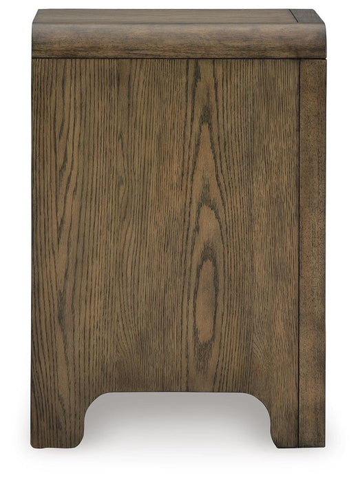 Jensworth Accent Table - US Furniture & Mattress (Waterbury,CT)*