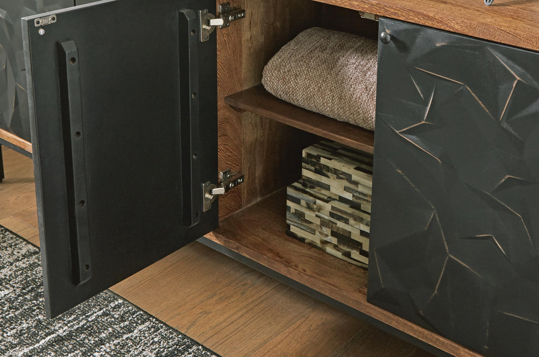 Dorannby Accent Cabinet - US Furniture & Mattress (Waterbury,CT)*