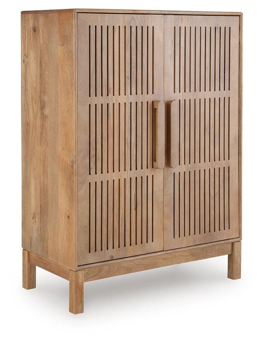 Pellamour Bar Cabinet - US Furniture & Mattress (Waterbury,CT)*