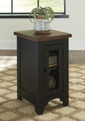 Valebeck End Table Set - US Furniture & Mattress (Waterbury,CT)*