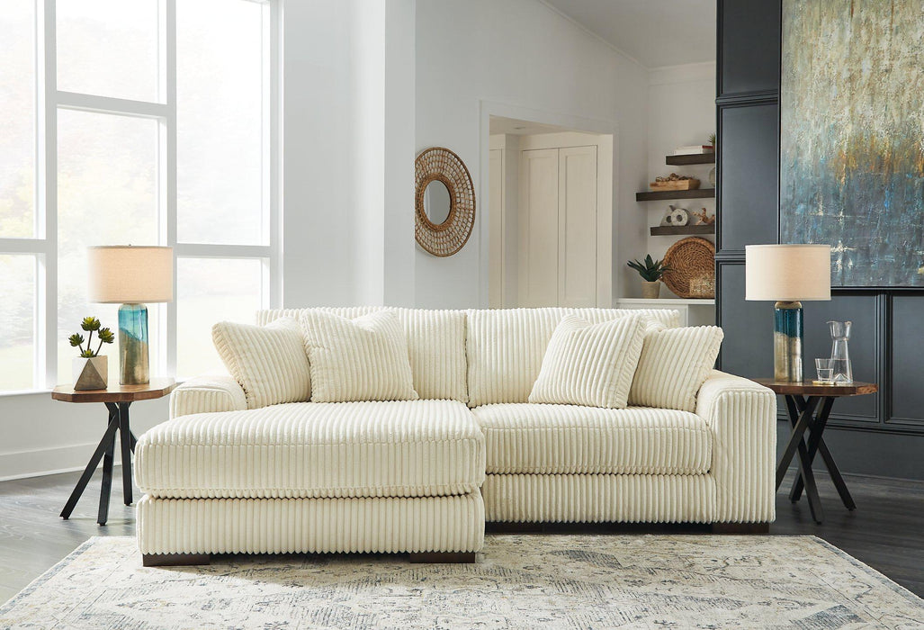 Lindyn Sectional with Chaise - US Furniture & Mattress (Waterbury,CT)*