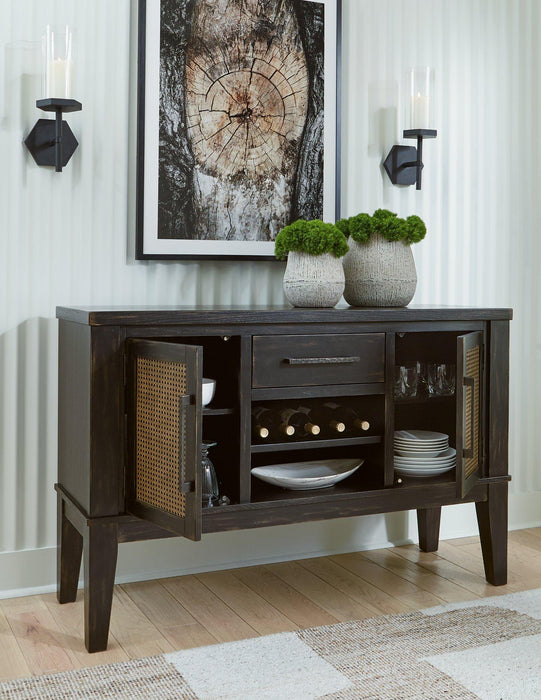 Galliden Dining Server - US Furniture & Mattress (Waterbury,CT)*