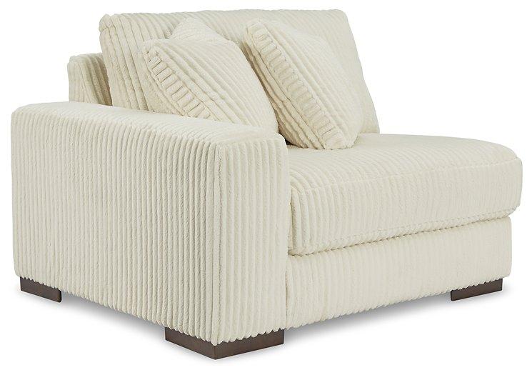 Lindyn Sectional - US Furniture & Mattress (Waterbury,CT)*