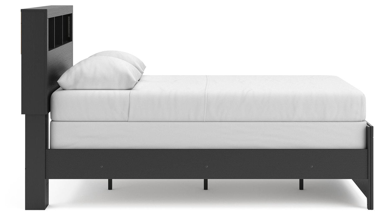 Broachmyn Bed - US Furniture & Mattress (Waterbury,CT)*