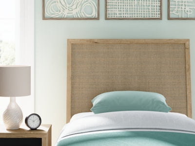 Cielden Bed - US Furniture & Mattress (Waterbury,CT)*