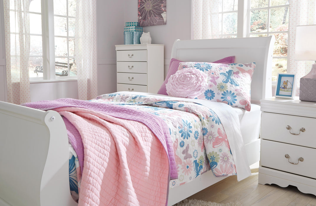 Anarasia Bed - US Furniture & Mattress (Waterbury,CT)*