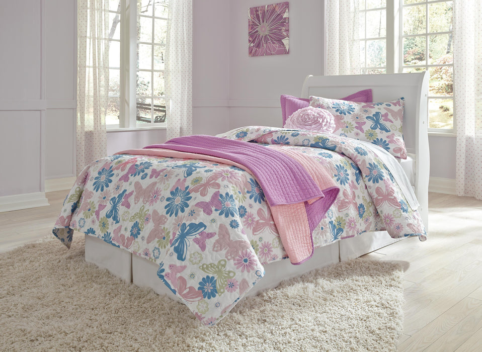 Anarasia Bed - US Furniture & Mattress (Waterbury,CT)*