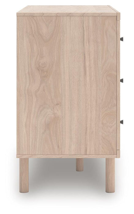 Arloster Dresser - US Furniture & Mattress (Waterbury,CT)*