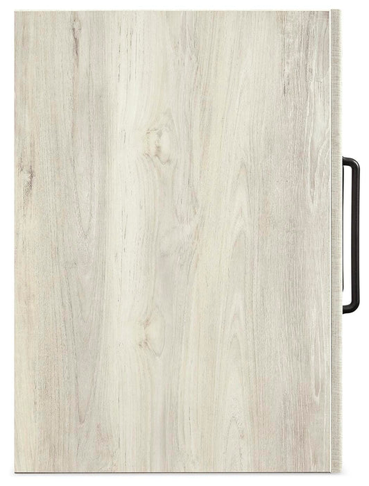 Cambeck Narrow Chest of Drawers - US Furniture & Mattress (Waterbury,CT)*