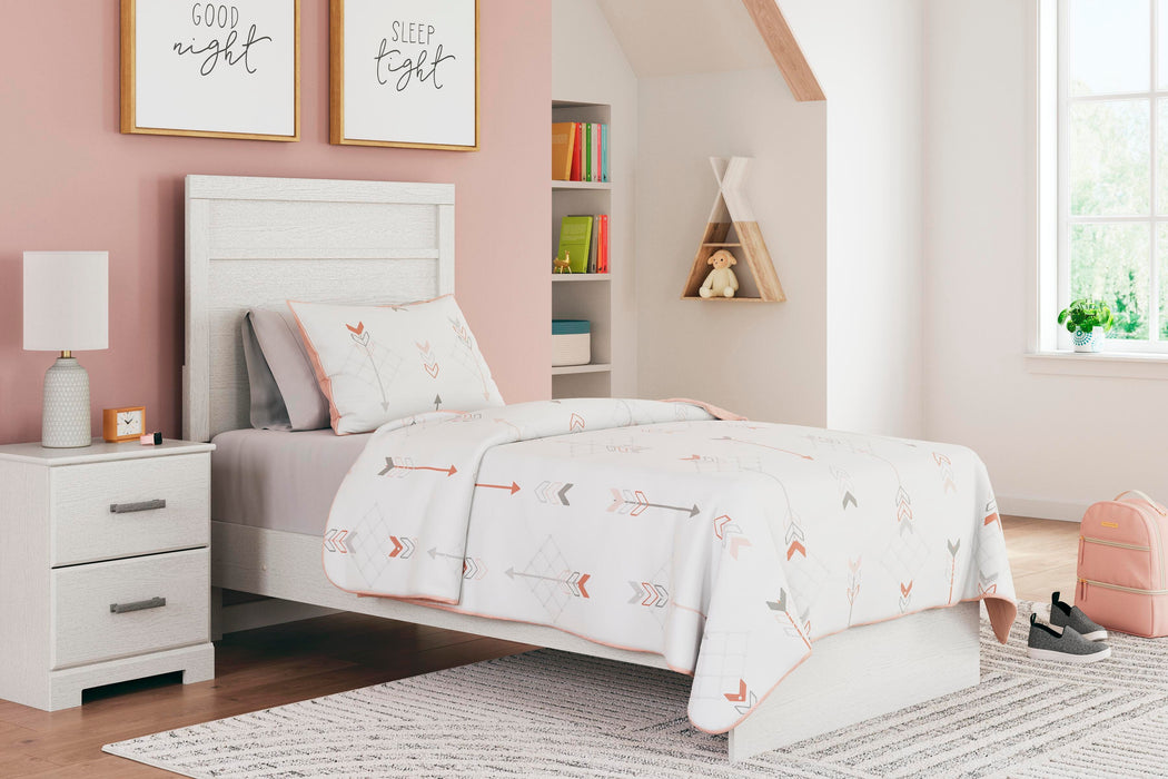 Stelsie Bed - US Furniture & Mattress (Waterbury,CT)*
