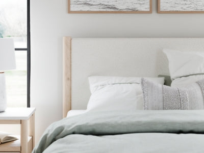 Cadmori Upholstered Bed - US Furniture & Mattress (Waterbury,CT)*