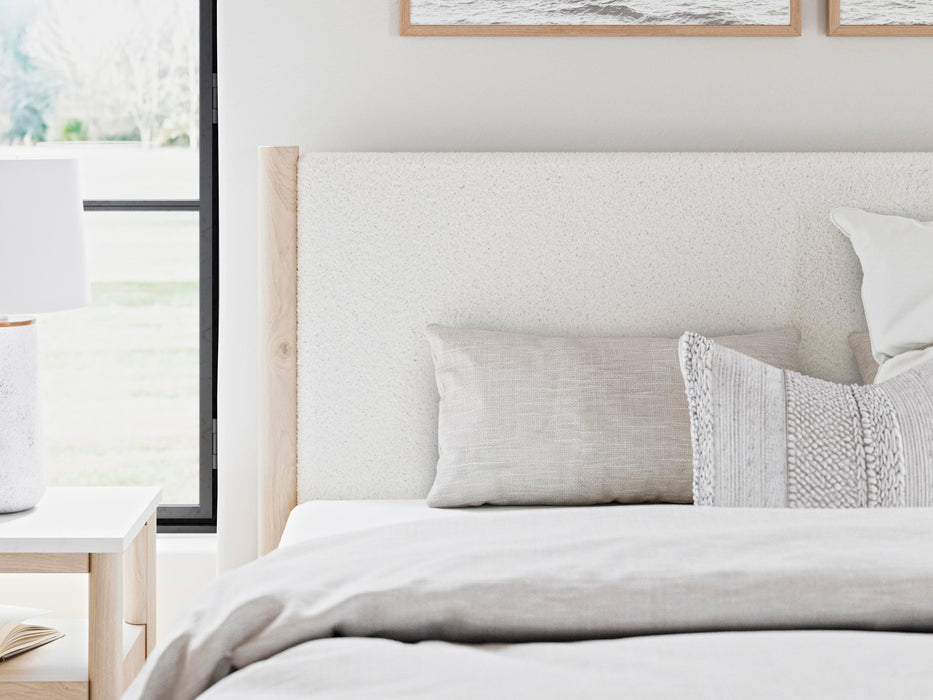 Cadmori Upholstered Bed - US Furniture & Mattress (Waterbury,CT)*