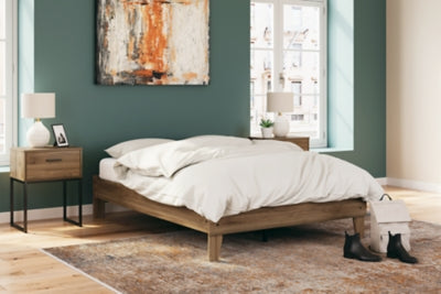 Deanlow Bed - US Furniture & Mattress (Waterbury,CT)*