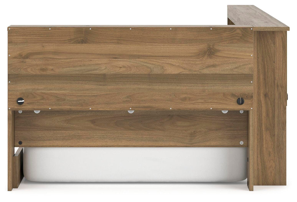 Deanlow Bed - US Furniture & Mattress (Waterbury,CT)*