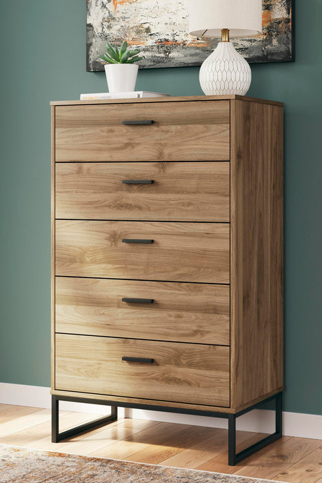 Deanlow Chest of Drawers - US Furniture & Mattress (Waterbury,CT)*