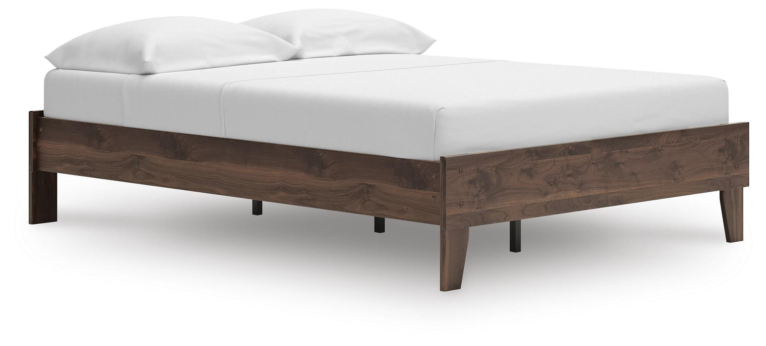 Calverson Bed - US Furniture & Mattress (Waterbury,CT)*
