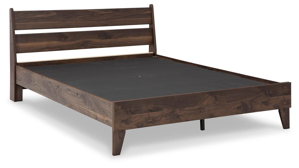 Calverson Bed - US Furniture & Mattress (Waterbury,CT)*