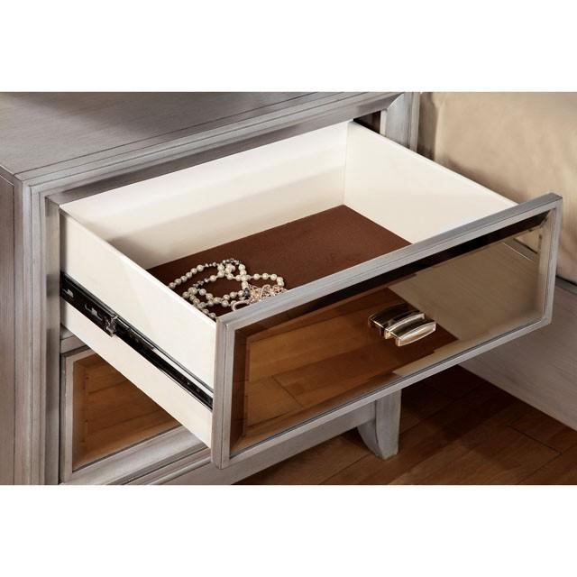 Golva E.King & Queen Bed White & Silver - US Furniture & Mattress (Waterbury,CT)*