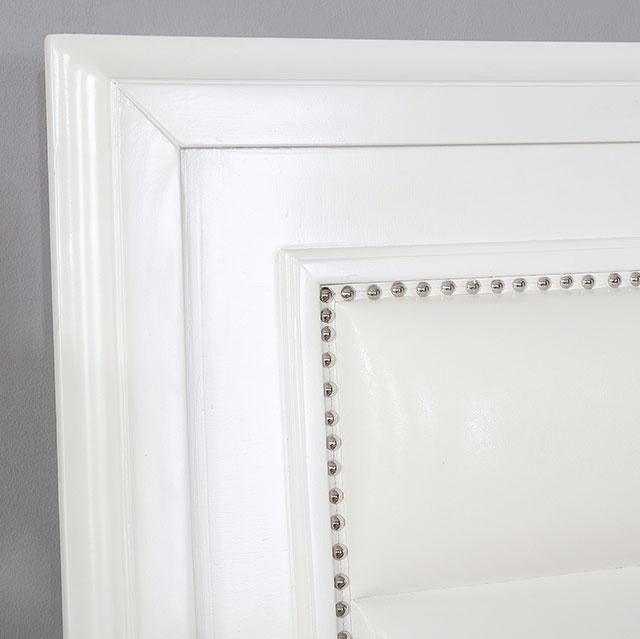 Golva E.King & Queen Bed White & Silver - US Furniture & Mattress (Waterbury,CT)*